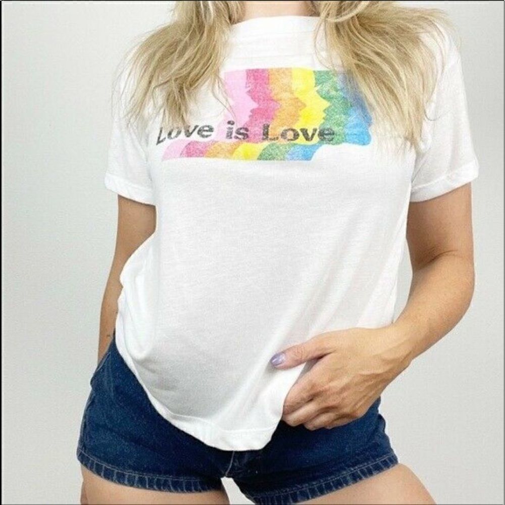 NEW GIRL DANGEROUS FREE PEOPLE Love is Love Tee Top.XS